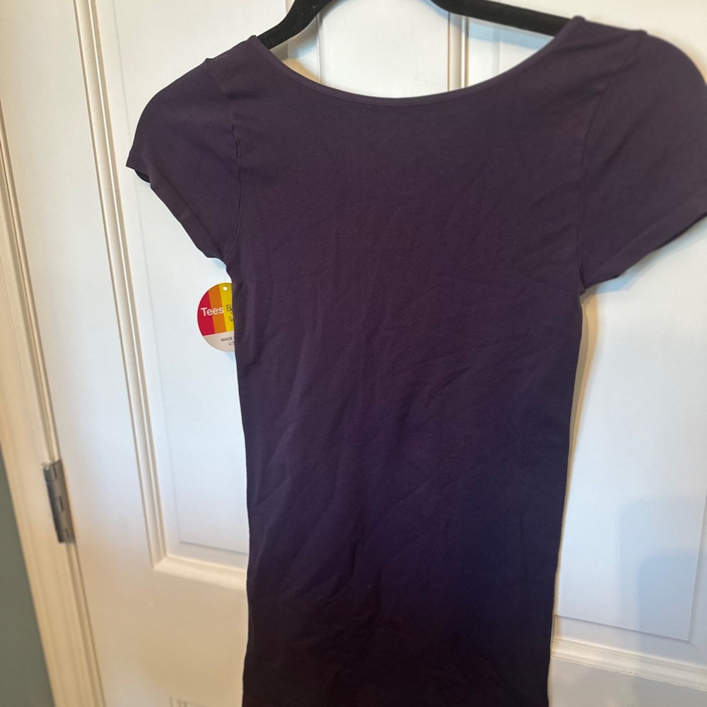 Tees by Tina - Purple Scoop Neck Tee - One Size - NWT - Picture 5 of 5